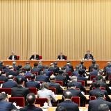 生长社区支持的居家养老，，扩大普惠养老效劳